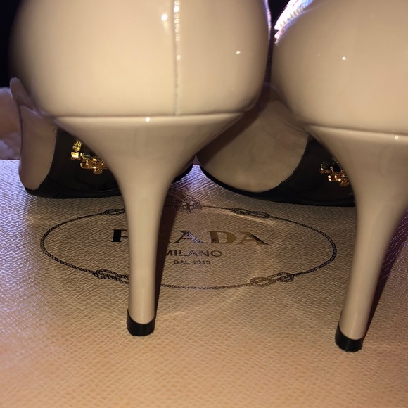 HP🎉 PRADA 75 mm Bow Pointed Pumps Cream 8.5 NWT - Picture 6 of 8